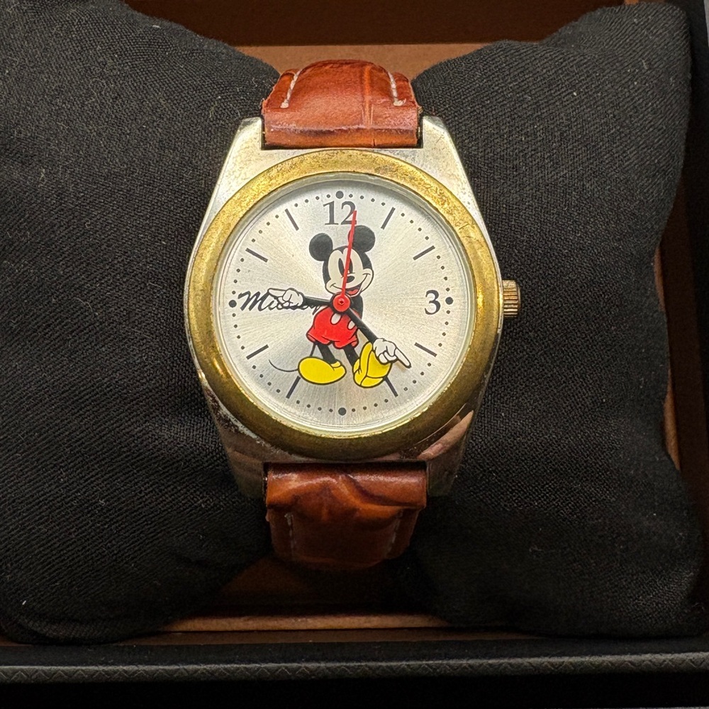Disney Mikey Mouse Tow Tone Vintage Quartz Watch Brown Leather Strap New Battery